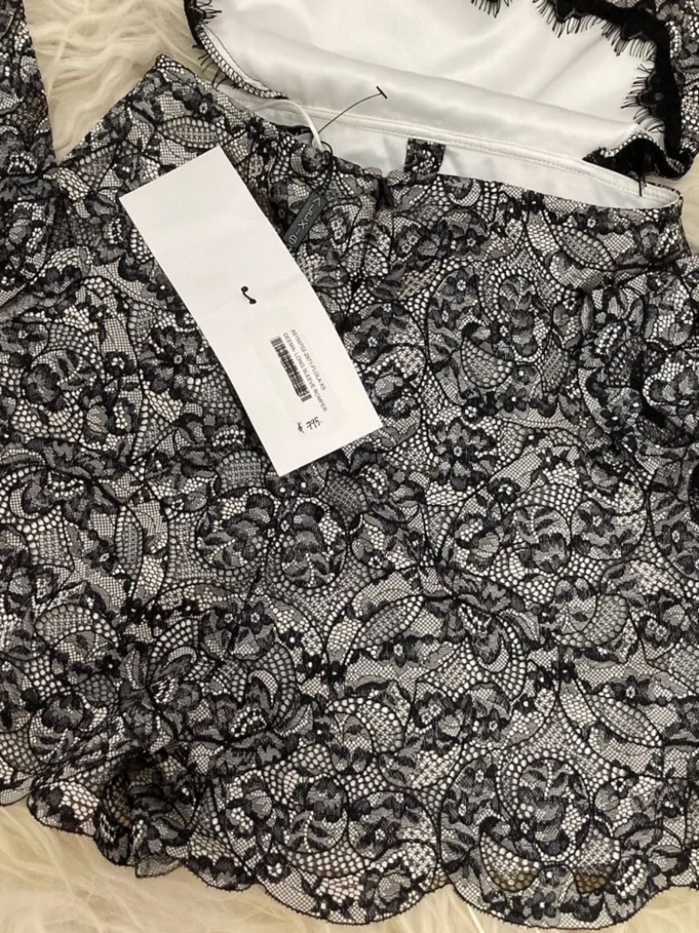 Alexis Deema Open Back Romper 1400 - Picture 7 of 13